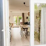 Casa vacanze Met Ruime Tuin En Hottub
