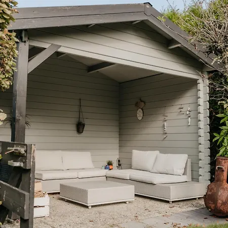 度假居 Met Ruime Tuin En Hottub