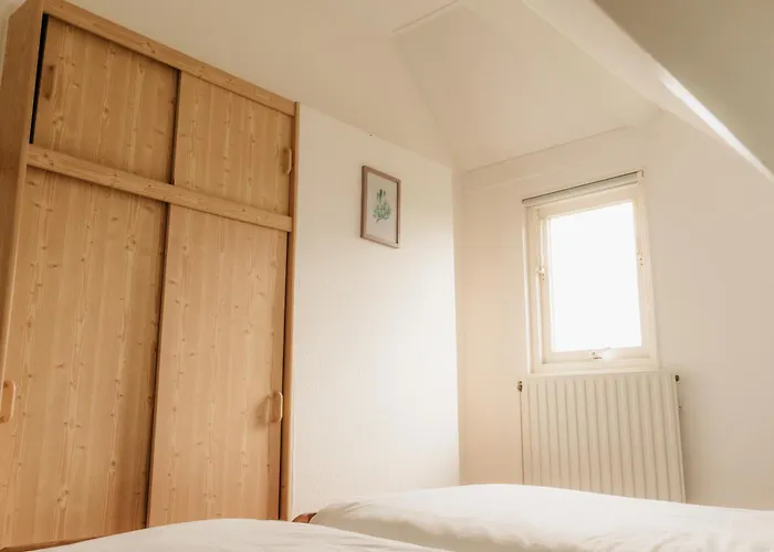 بيت للعطل Met Ruime Tuin En Hottub *