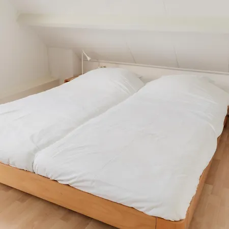 Ferienhaus Met Ruime Tuin En Hottub